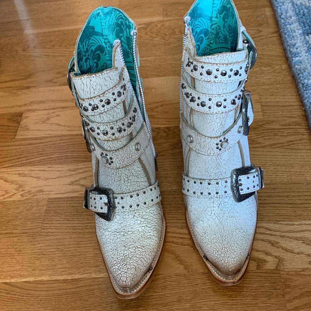 SORRY NO LONGER AVAILABLE